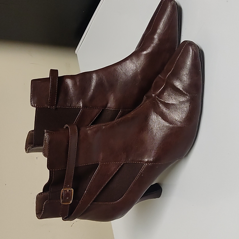 Annie Brown Boots